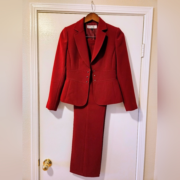 Tahari ASL Two Piece Pant Suit - Picture 11 of 16